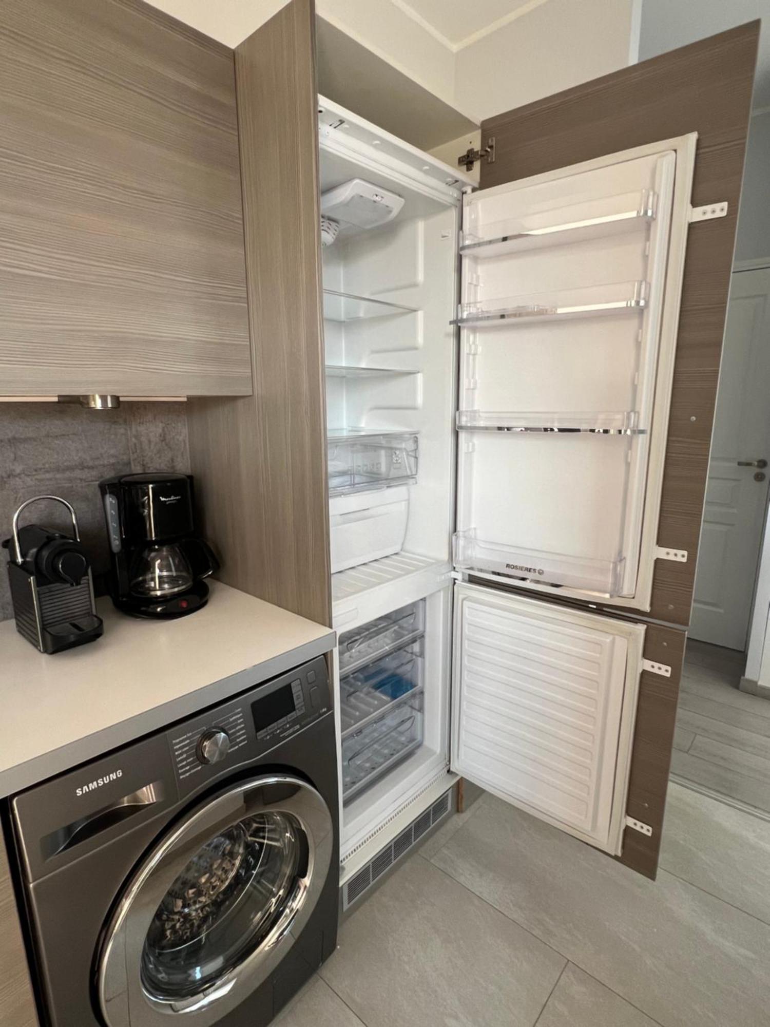 Agreable 3 Pieces Climatise Avec Vue Mer Et Parking 滨海自由城 外观 照片